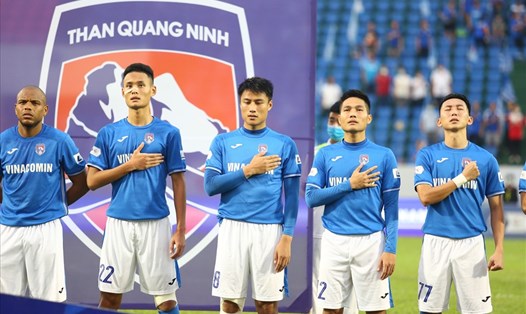 Cầu thủ Than Quảng Ninh chưa nhận được tiền lương trước vòng 8 V.League. Ảnh: Thanh Xuân