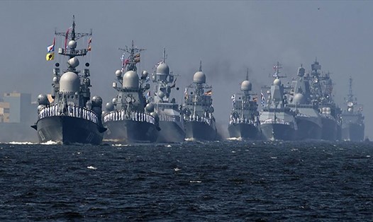 Dàn tàu chiến của Hải quân Nga. Ảnh: Hải quân Nga/Sputnik