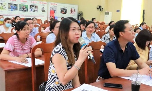 Các cán bộ Công đoàn cơ sở Quận Bình Tân tham gia buổi tập huấn về thỏa ước lao động tập thể. Ảnh: LĐLĐ Bình Tân