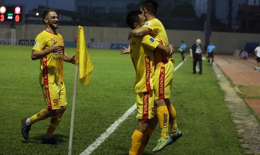 Câu lạc bộ Thanh Hoá gìanh chiến thắng 3-0 trước Hải Phòng ở vòng 8 V.League 2021. Ảnh: P.T