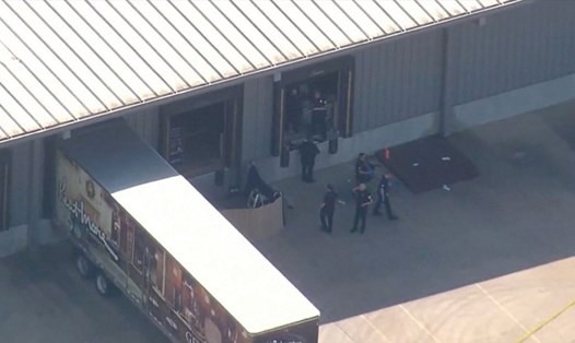 Hiện trường vụ xả súng ở công ty Kent Moore Cabinets, tiểu bang Texas khiến 1 người chết và 4 người bị thương nặng. Ảnh: Sở Cảnh sát Bryan
