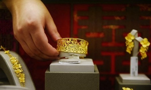 Tiêu thụ vàng ở Trung Quốc trong quý đầu tiên năm 2021 tăng vọt  93,9% so với cùng kỳ năm ngoái. Ảnh: AFP
