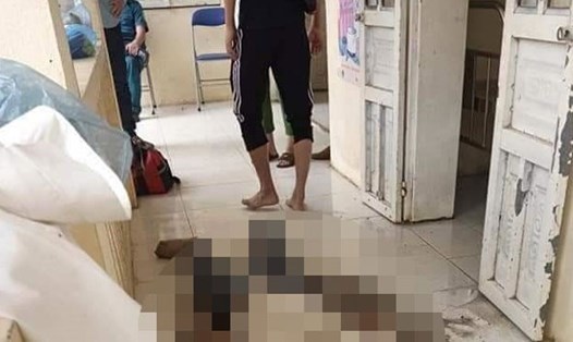 Thi thể nạn nhân đã được đưa về trạm y tế xã Chiềng Khoa, huyện Vân Hồ (Sơn La). Ảnh CTV