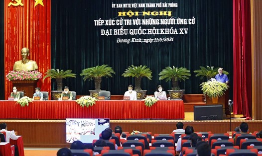 Hội nghị tiếp xúc cử tri của những người ứng cử ĐBQH tại Hải Phòng ngày 11.5. Ảnh: M.C