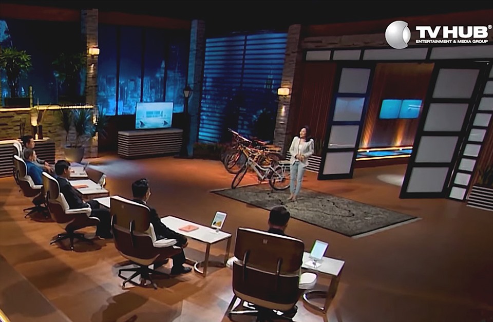 Chương trình phát sóng Shark Tank 4 phần về gọi vốn của startup Wiibike. Ảnh cắt từ clip.