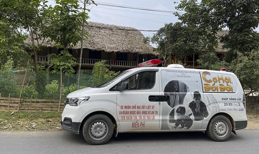 Chiếc xe của ông Đoàn Ngọc Hải trên hành trình đi trao quà từ thiện tại các tỉnh Tây Bắc. Ảnh: Facebook Đoàn Ngọc Hải.