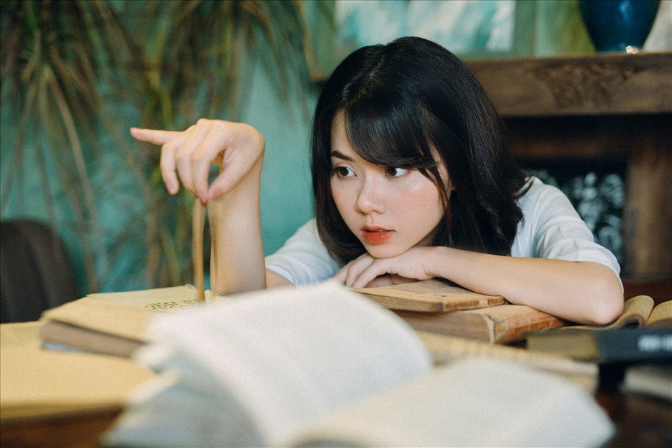 Ngô Lan Hương khoe vẻ đẹp trong trẻo với phong cách mới. Ảnh: Vũ Thị Vân Anh Ngô Lan Hương khoe vẻ đẹp trong trẻo với phong cách mới. Ảnh: Vũ Thị Vân Anh