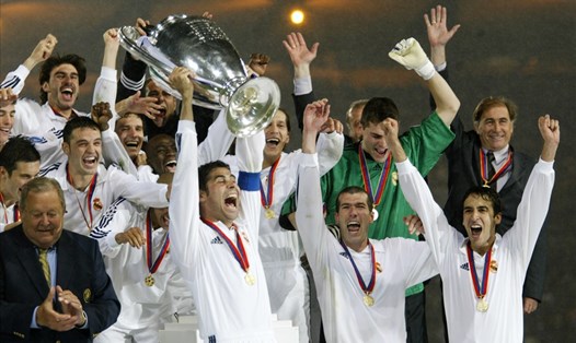 Real Madrid cùng Zinedine Zidane giành chức vô địch Champions League thứ 9 trong lịch sử vào năm 2002. Ảnh: Real Madrid