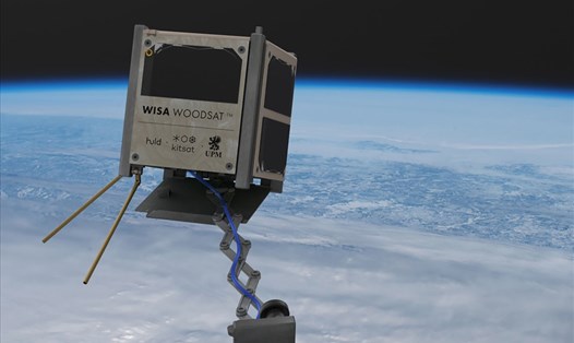 Vệ tinh bằng gỗ đầu tiên trên thế giới, có camera selfie, sắp phóng vào quỹ đạo. Ảnh: WISA WOODSAT