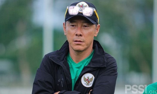 Huấn luyện viên Shin Tae-yong rất nghiêm khắc với các cầu thủ tuyển Indonesia. Ảnh: LĐBĐ Indonesia.