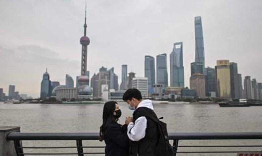 Tỉ lệ kết hôn của Trung Quốc ngày càng giảm. Số vụ ly hôn cũng giảm mạnh vào đầu năm 2021. Ảnh: AFP
