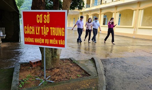 Yên Bái xác minh làm rõ thông tin trường hợp nữ công nhân dương tính với SARS-CoV-2 trốn khỏi khu cách ly tập trung tỉnh Bắc Giang. Ảnh: Long Nguyễn.