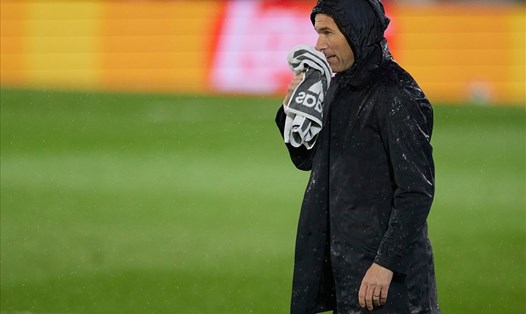 Zinedine Zidane và Real Madrid đã trải qua mùa giải quá vất vả. Ảnh: AFP