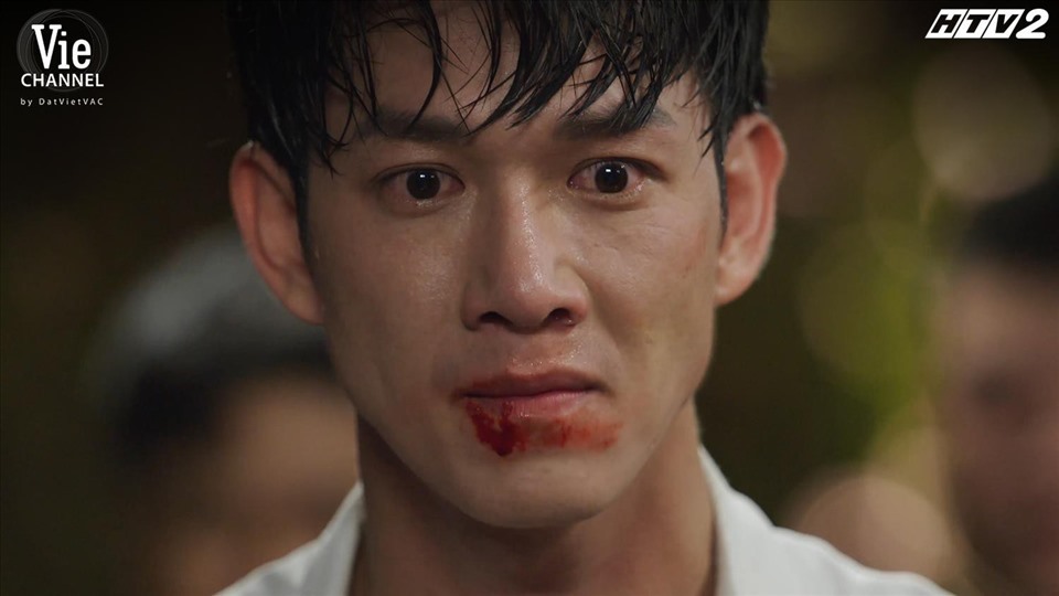 Song Luân chứng tỏ khả năng biến hóa đa dạng.