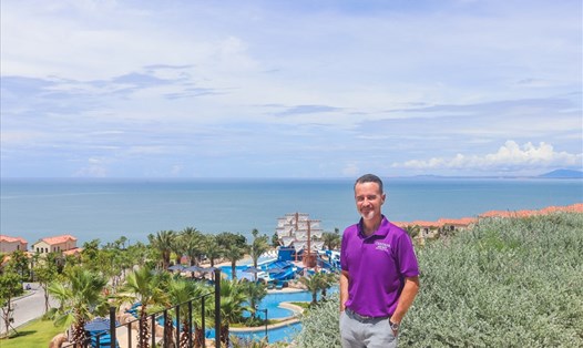 Franck Rodriguez - Tổng Quản lý của Centara Mirage Resort Mũi Né - có hơn 20 năm sinh sống và làm việc tại Châu Á.