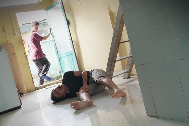 "Cây táo nở hoa" tập 22: Hé lộ lý do Quân bị thương tật vĩnh viễn "Cây táo nở hoa" tập 22: Hé lộ lý do Quân bị thương tật vĩnh viễn