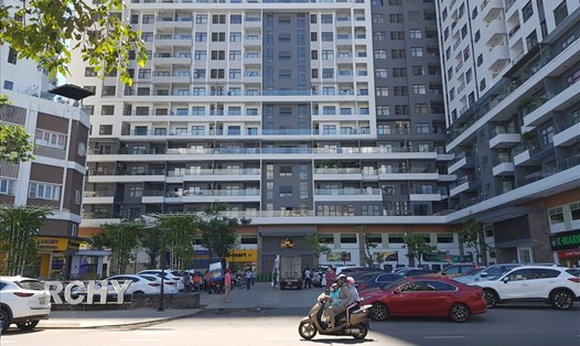 Quận Sơn Trà yêu cầu chủ đầu tư thông báo cho người dân đang ở tại block B chung cư Monarchy tự di dời ra khỏi chung cư trong 30 ngày do dự án này chưa đủ điều kiện bàn giao căn hộ. Ảnh: H.L