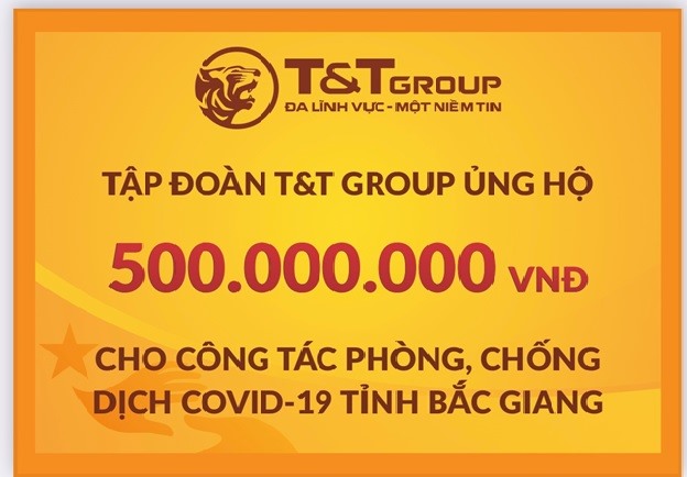Tập đoàn T&T Group tiếp tục trao tặng tỉnh Bắc Giang 500 triệu đồng. Ảnh: T&T