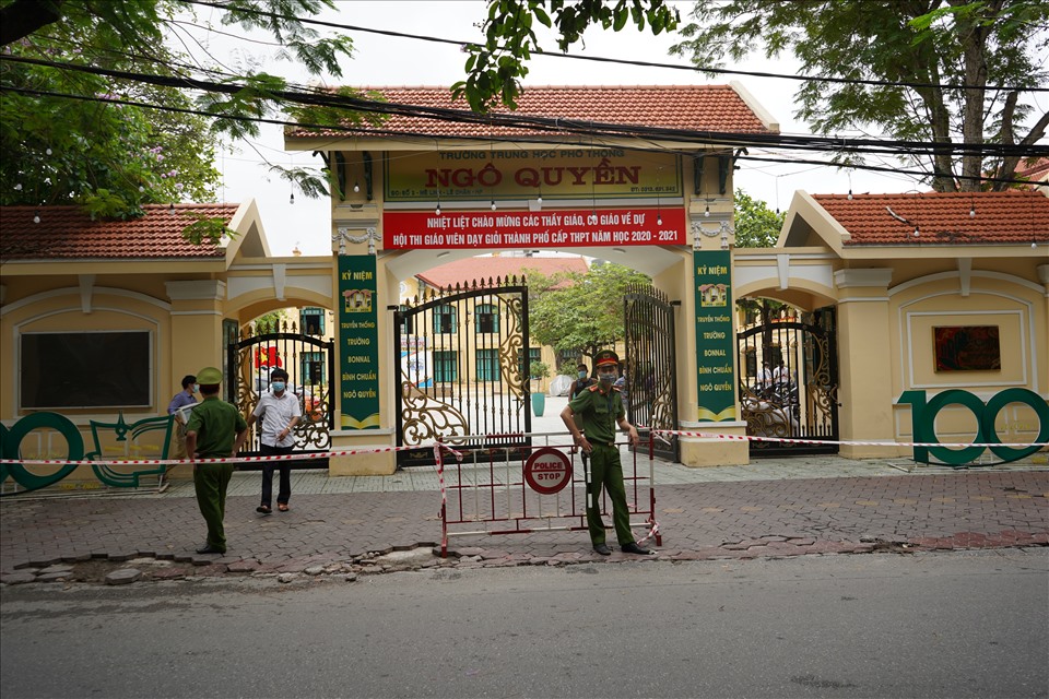 Sở GDĐT Hải Phòng thay đổi điểm thi lớp 10 THPT từ Trường THPT Ngô Quyền sang THCS Ngô Quyền. Ảnh Mai Dung