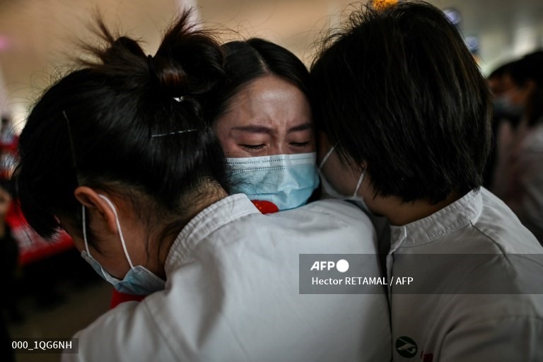 Thành phố Quảng Châu thực hiện lệnh đóng cửa ứng phó với làn sóng COVID-19 mới. Ảnh: AFP