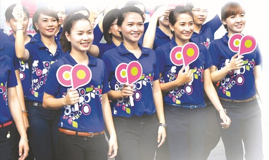 Co.opmart là siêu thị thuần Việt trực thuộc Liên hiệp Hợp tác xã Thương mại TPHCM.