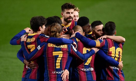Barcelona cần thể hiện được sự đoàn kết và quyết tâm vào lúc này, với Lionel Messi là người truyền cảm hứng. Ảnh: La Liga