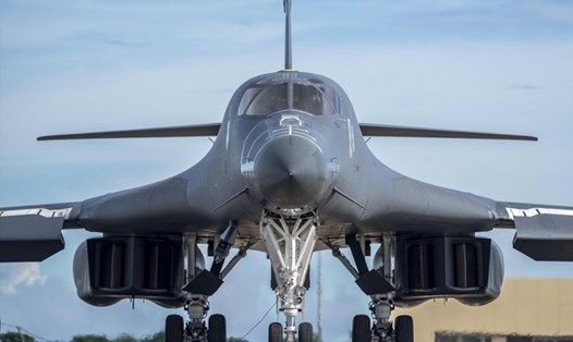 Máy bay ném bom chiến lược tầm xa B-1B Lancer của Mỹ. Ảnh: AFP