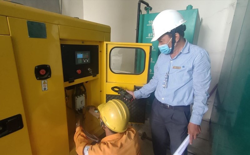 PC Đà Nẵng chuẩn bị sẵn sàng nguồn nhân lực, vật lực và các phương án cấp điện đảm bảo trong mọi tình huống.Ảnh: T.N