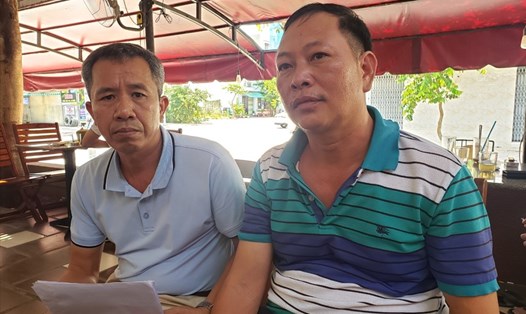 Hai thuyền viên tàu Côn Đảo 10: Ông Nguyễn Tiến Phương và ông Vũ Văn Phương. Ảnh: Hà Anh Chiến