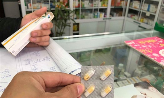 Thuốc cảm cúm được bán tại một hiệu thuốc trên địa bàn Hà Nội. Ảnh: Hương Giang