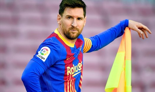 Lionel Messi vẫn chờ bản kế hoạch gửi đến từ Barcelona để quyết định tương lai. Ảnh: AFP