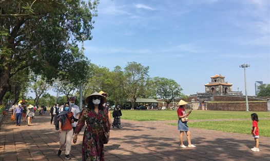 Di tích Huế đón khách trở lại và yêu cầu du khách tuân thủ 5K