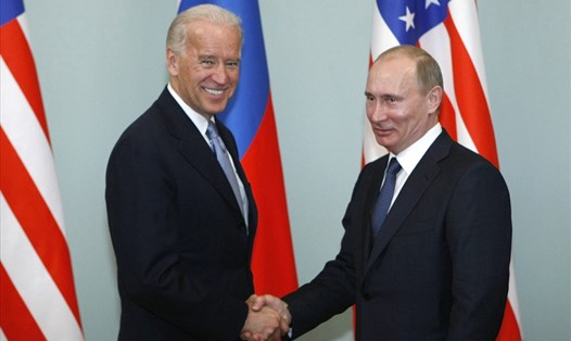 Tổng thống Nga Vladimir Putin (phải) và Tổng thống Mỹ Joe Biden sẽ có cuộc gặp thượng đỉnh tại Geneva, Thuỵ Sĩ, vào ngày 16.6.2021. Ảnh: AFP