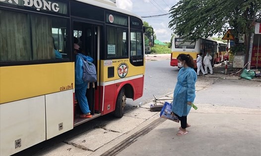 Các tỉnh hỗ trợ UBND tỉnh Bắc Giang đưa người lao động lưu trú tại Bắc Giang về địa phương. Ảnh: CTV