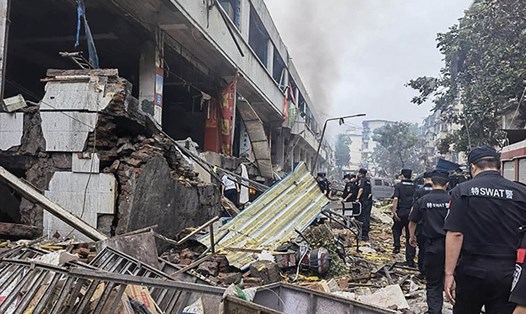 Vụ nổ khí gas đã thổi bay khu chợ 2 tầng ở thành phố Thập Yển, tỉnh Hồ Bắc, miền trung Trung Quốc. Ảnh: Tân Hoa Xã
