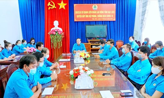 LĐLĐ tỉnh Bạc Liêu phát động toàn thể công nhân viên chức lao động ủng hộ quỹ phòng, chống dịch COVID-19. Ảnh: Lộc Tới