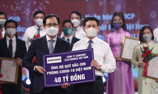 Samsung Việt Nam đã ủng hộ 40 tỷ đồng góp phần chung tay đẩy lùi đợt bùng phát COVID-19 lần thứ 4 tại Việt Nam.