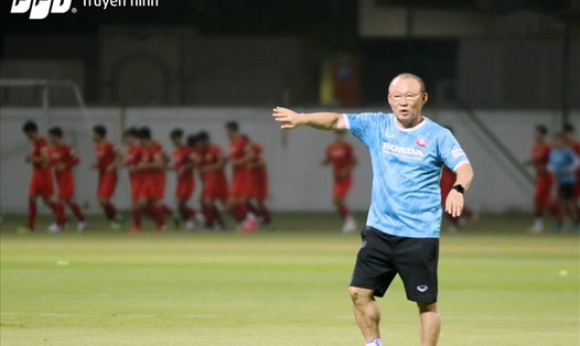Thầy Park từng bước đưa đội tuyển Việt Nam vươn ra biển lớn thế giới