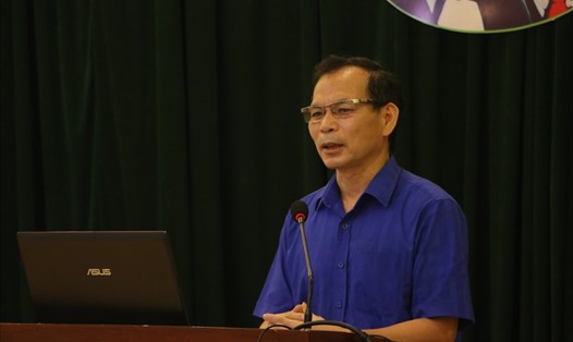 Ông Nguyễn Mạnh Cương - Chủ tịch LĐLĐ tỉnh Hoà Bình - phát biểu tại hội nghị. Ảnh: Mạnh Cường