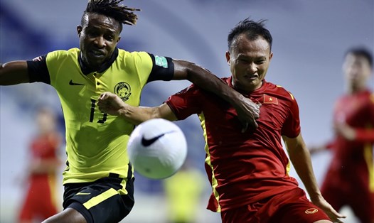 Những cầu thủ nhập tịch như Sumareh bên phía Malaysia thi đấu kém cỏi trước tuyển Việt Nam. Ảnh: Mỹ Trang