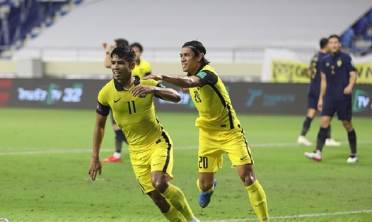 Safawi (trái) ăn mừng quá khích sau bàn thắng vào lưới Thái Lan. Ảnh: NST
