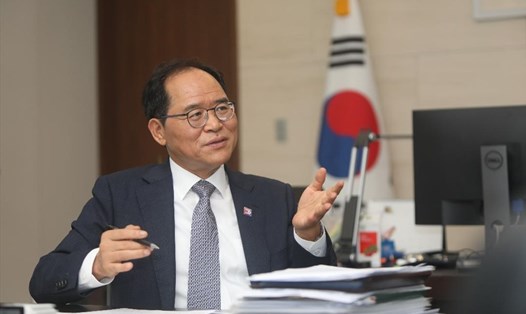 Đại sứ Hàn Quốc tại Việt Nam Park Noh Wan.