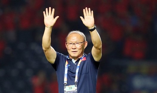 Huấn luyện viên Park Hang-seo đã giúp tuyển Việt Nam thi đấu ổn định vươn lên tầm cao mới trong 4 năm qua. Ảnh: VFF.