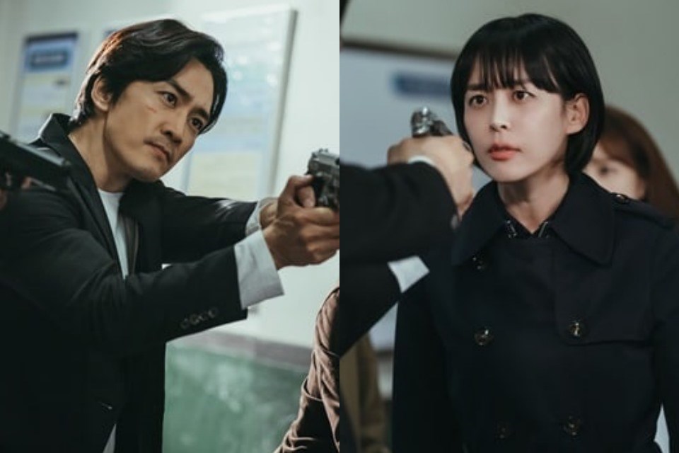 Song Seung Hun - Lee Ha Na đối đầu trong "Voice". Ảnh: Still Cut phim. Song Seung Hun - Lee Ha Na đối đầu trong "Voice". Ảnh: Still Cut phim.