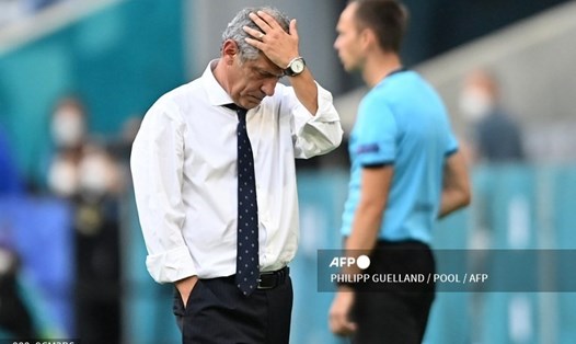 Fernando Santos không thể giúp Bồ Đào Nha có điểm trước Đức. Ảnh: AFP