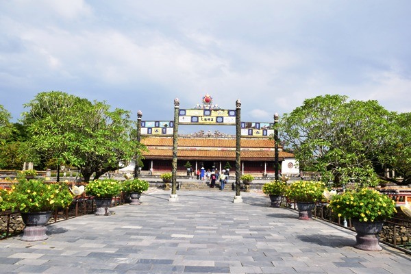 Huế khai quật khảo cổ tại Điện Thái Hoà. Ảnh: thuathienhue.gov