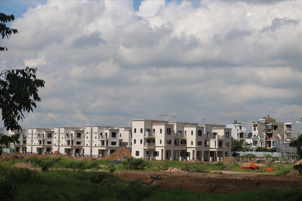 Công ty CP bất động sản Tiến Phước là nhà đầu tư chính dự án khu biệt thự chuyên gia này. Ảnh: Huân Cao