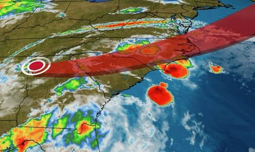 Bản đồ theo dõi bão Claudette di chuyển về hướng đông nam, gây ra lũ lụt ở các bang. Ảnh: Cơ quan dự báo thời tiết