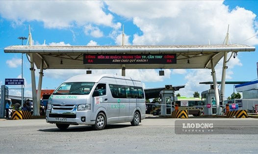 Tính đến nay, TP.Cần Thơ đã tạm dừng hoạt động vận chuyển hành khách đến 43 tỉnh thành. Ảnh: Tạ Quang