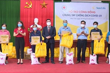 Sun Life Việt Nam luôn đồng hành cùng cộng đồng trước những diễn biến phức tạp của dịch bệnh COVID-19.